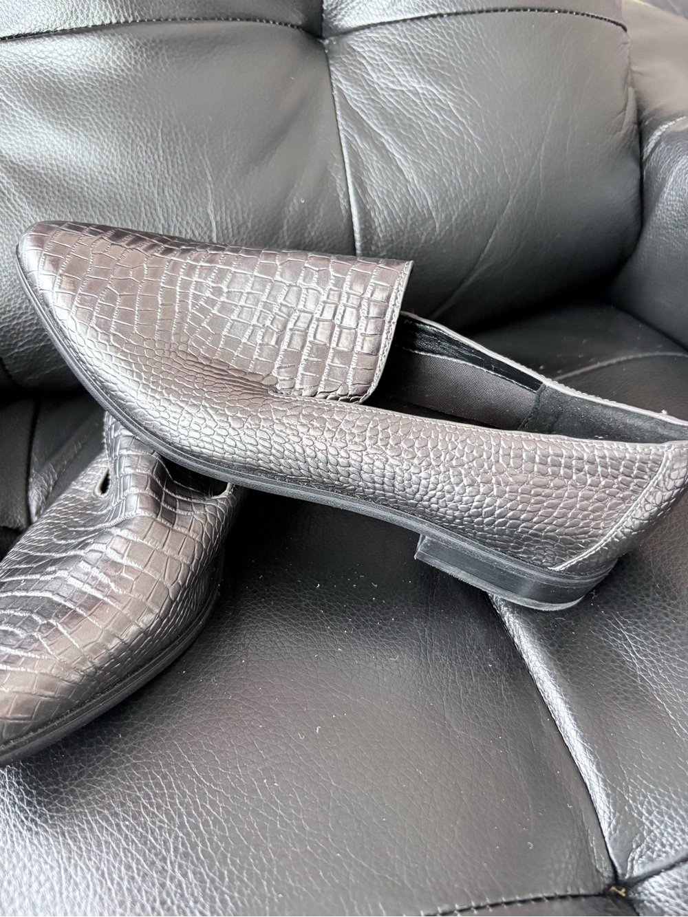 Nine West Black Croc-Embossed Slip-On Loafers